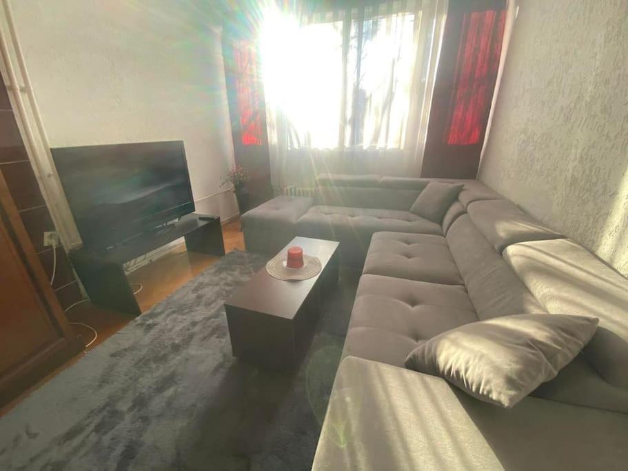 Pristina'S Hidden Gem Apartment ภายนอก รูปภาพ
