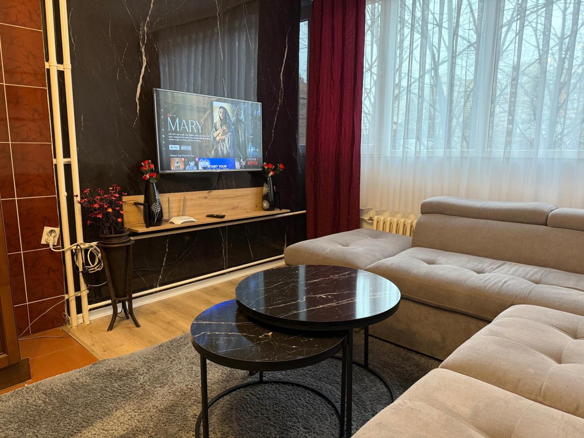 Pristina'S Hidden Gem Apartment ภายนอก รูปภาพ